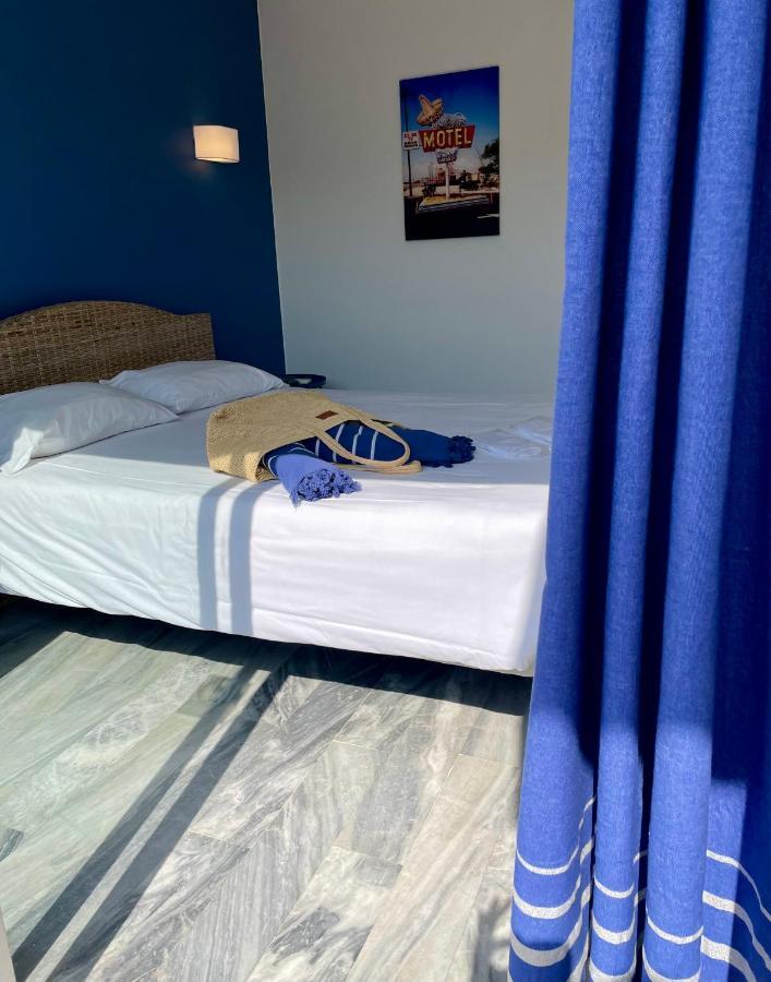 Amerique Hotel Palavas - Piscine - Plage Exteriör bild