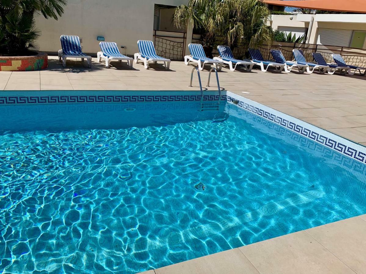Amerique Hotel Palavas - Piscine - Plage Exteriör bild